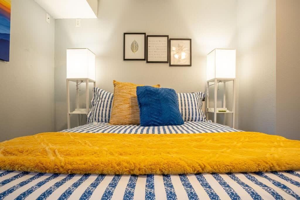 Sasquatch Lodge E Sleeps 13 Гетлинбург Екстериор снимка
